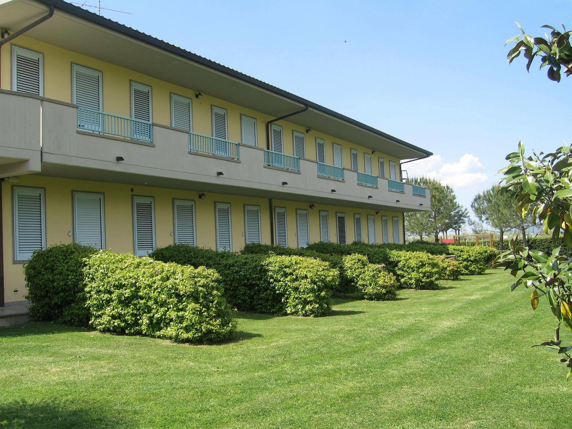 Hotel Residence La Ventola Vada Exterior photo